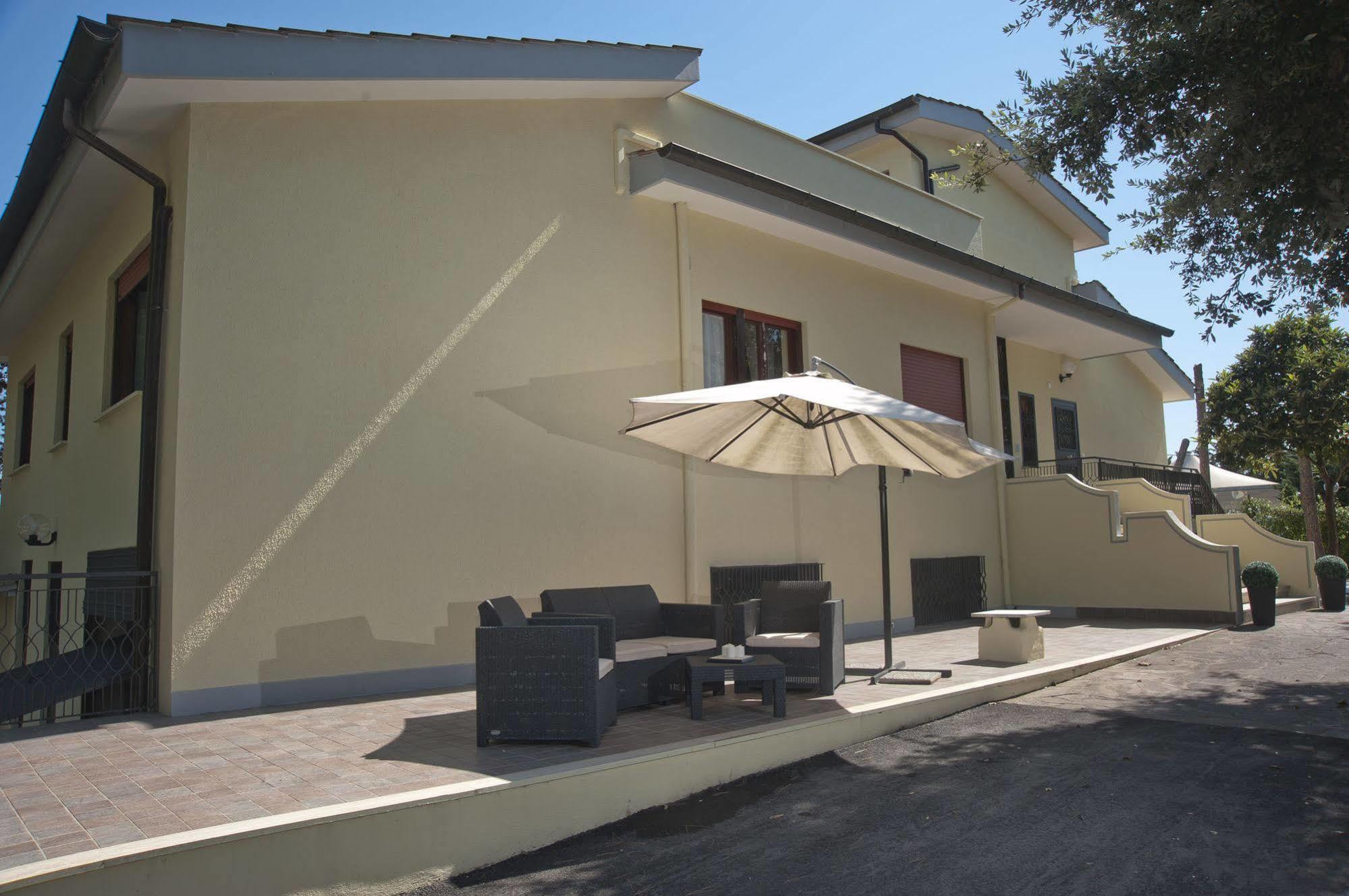 Domus In Viridi Bed & Breakfast Rome Bagian luar foto