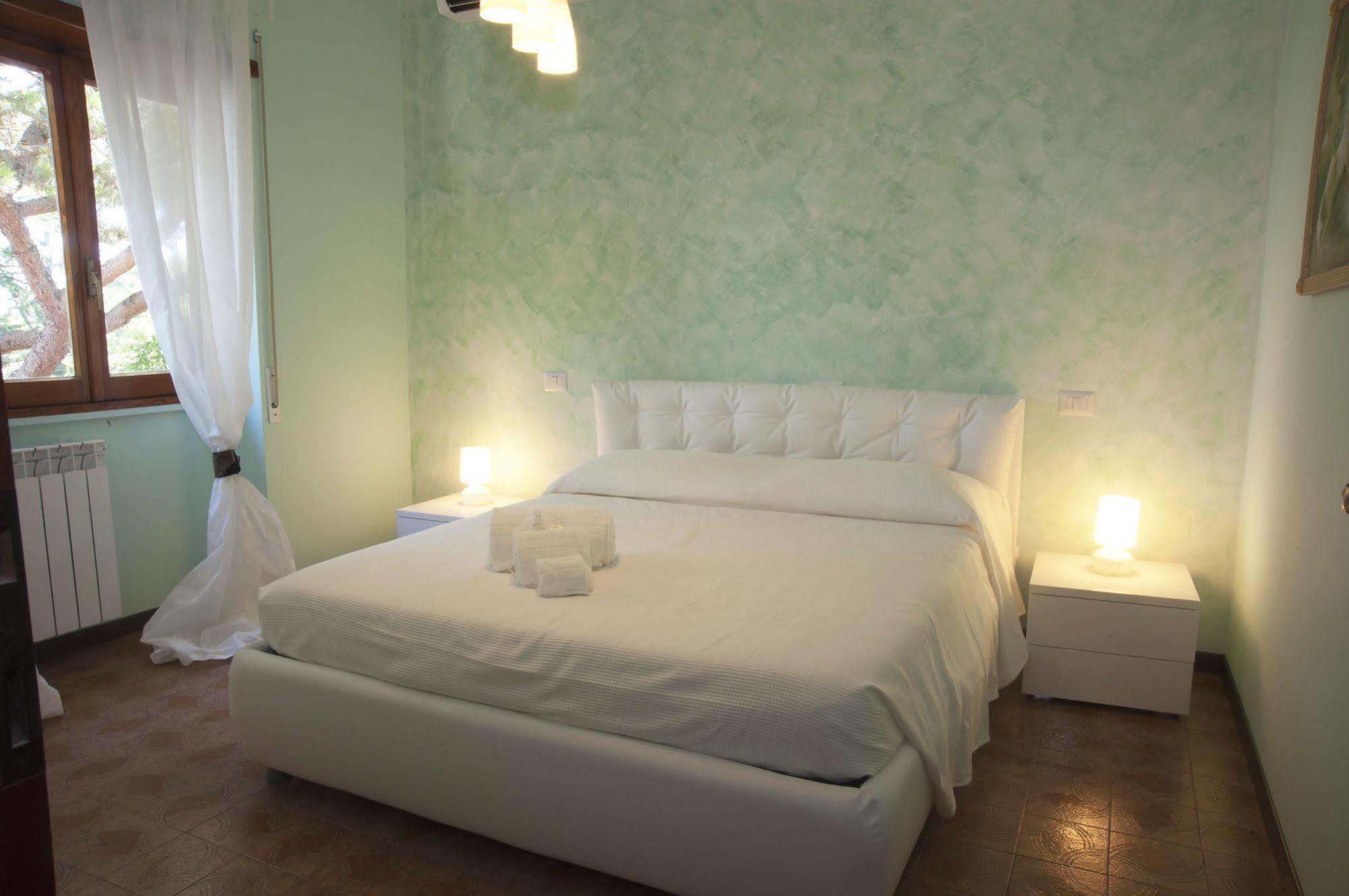 Domus In Viridi Bed & Breakfast Rome Bagian luar foto