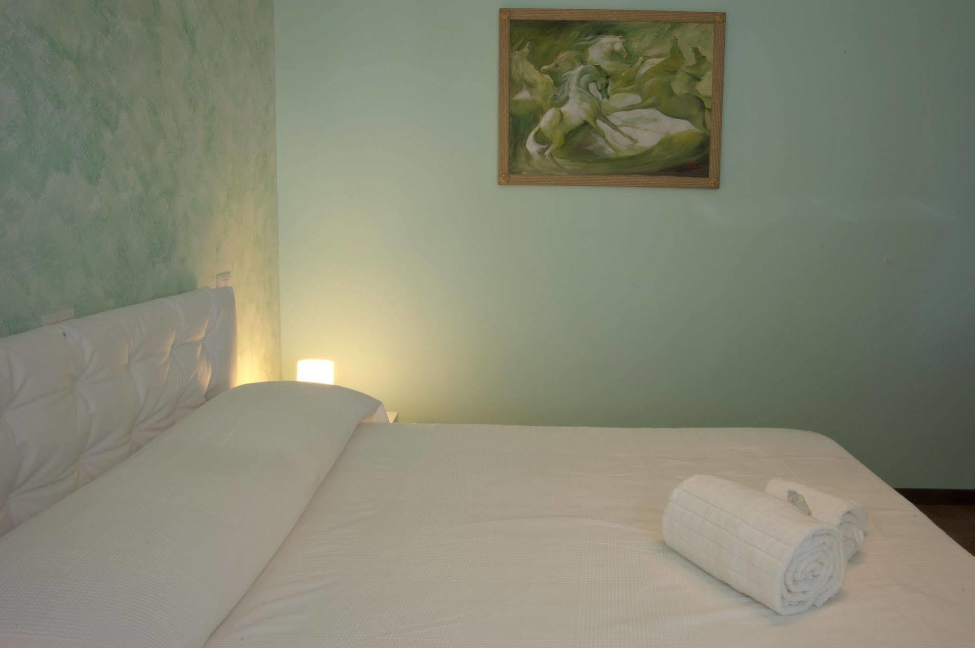 Domus In Viridi Bed & Breakfast Rome Bagian luar foto